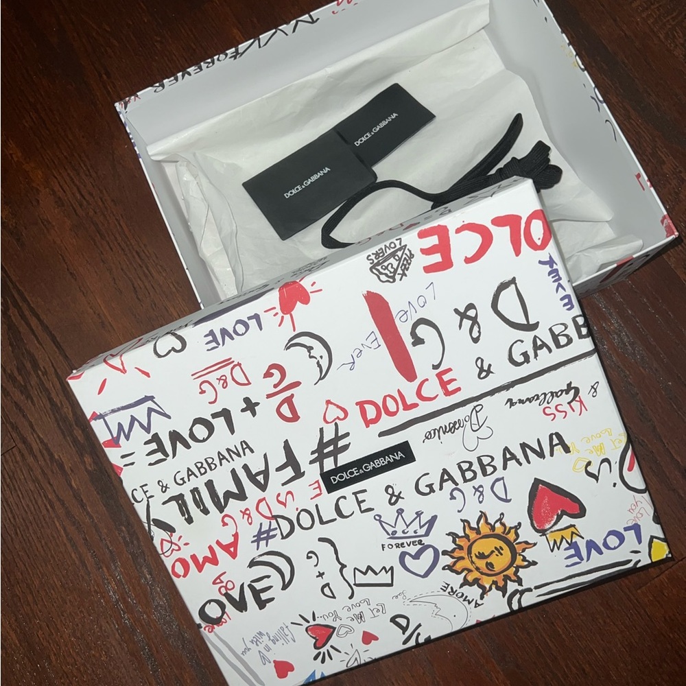 Dolce And Gabbana Sneakers Box